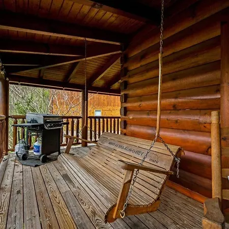 2-Bedroom Cabin With 2 Master Suites, Loft, Half-Bath And Hot Tub In A Serene Resort Setting Sevierville Exterior photo